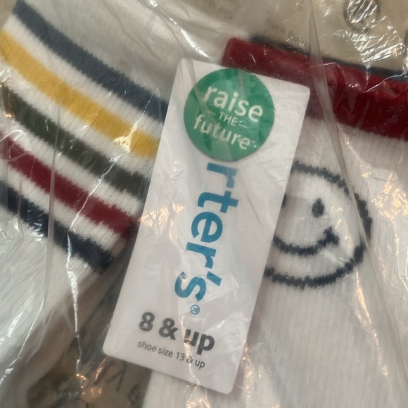 💕HP💕NWT! Carter’s 6 pack white socks - size 8 & up - Picture 3 of 4